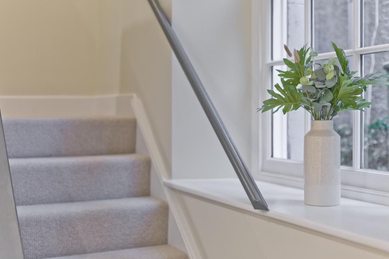 Sandgate Chapel - Self Check In Apartments Пенрит Екстериор снимка